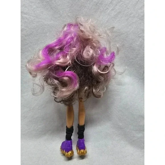 Monster High Clawdeen Wolf Doll G3 Reboot - Picture 7 of 9